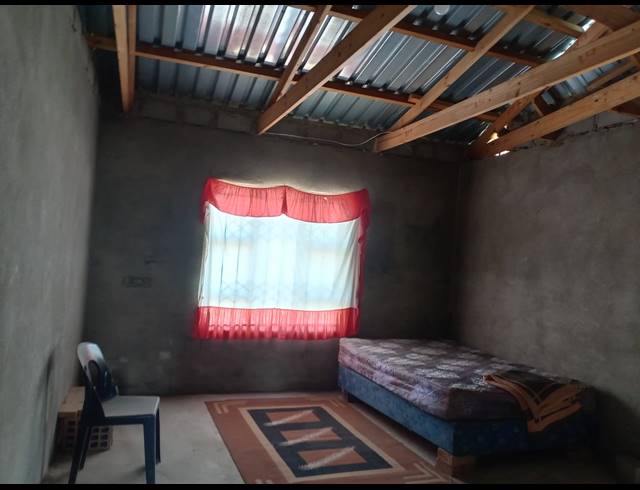 2 BEDROOM FREESTANDING FOR SALE IN EMONDLO UNIT A